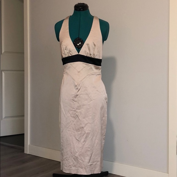 Bebe Dress - Picture 2 of 9